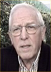 Cees de Bruin roept op om bij de komende gemeenteraadsverkiezingen niet te stemmen op landelijke partijen, maar uitsluitend op de lokale. Daarmee wil hij een signaal afgeven aan Den Haag om de integriteit in de politiek te laten herstellen