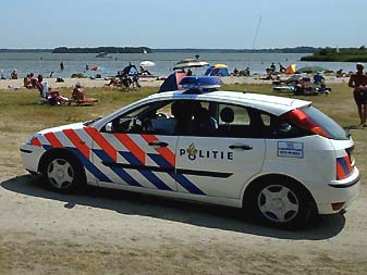 Burgemeesters: geen prestatiecontract